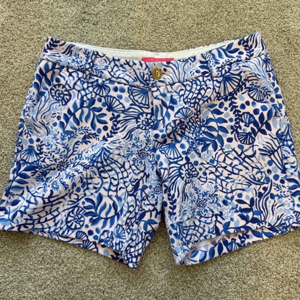 Lilly Pulitzer Blue and White Floral-Print Bermuda Shorts!
